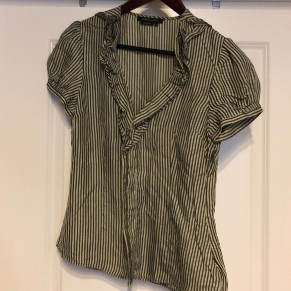 🌸Bundle sale 5 tops Banana Republic, BCBG🌸 - Picture 4 of 5